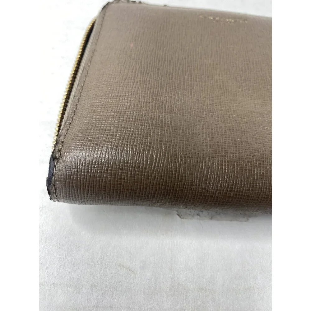 COACH Leather Corner Zip Around Taupe Bi Fold Bag